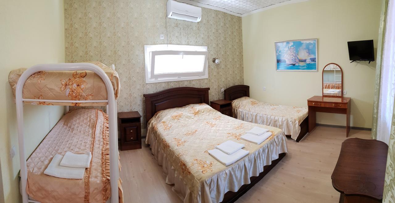 Zolotye Peski Mini Hotel Blagoveshchenskaya Extérieur photo